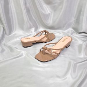 SANDAL WANITA HEELS CANTIK OOTD FASHION WANITA KEKINIAN EMPUK DAN RINGAN HARGA TERMURAH BISA COD