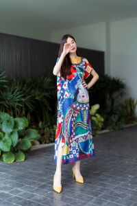 แม็กซี่เดรสตัวยาวทรงเปิดไหล่  ดีไซน์สวยใส่ง่าย คลาสสิค 😍 เพิ่มดีเทลผ่าข้างสวยเกร๋ รุ่นนี้ใช้ ✨✨ เนื้อผ้าไหมอิตาลี เนื้อบางเบา ใส่สบาย พิมพ์ลายสีสด คมชัด สีเป๊ะ  ไม่มีดรอป ✔️ ใส่สวย ปัง ป้วะ สุดๆ 👏🏻 ต้องยกให้ตัวนี้เลยคร้าา   📌งาน Order เฉพาะของทางร้าน