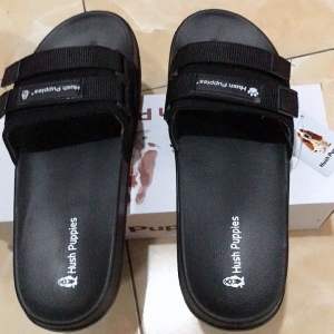 Sandal Selop Pria Hush Puppies & Sandal Casual Wanita