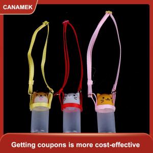 【CANAMEK】 1 chai nước thu nhỏ Nhà búp bê 1:12 có dây đeo phụ kiện búp bê