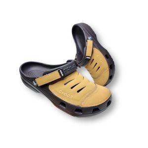 Crocs Classic Comfort Sandals นิ่มสบาย สไตล์เรียบหรู ผลิตจากยางคุณภาพสูง พร้อมส่ง M7-M11