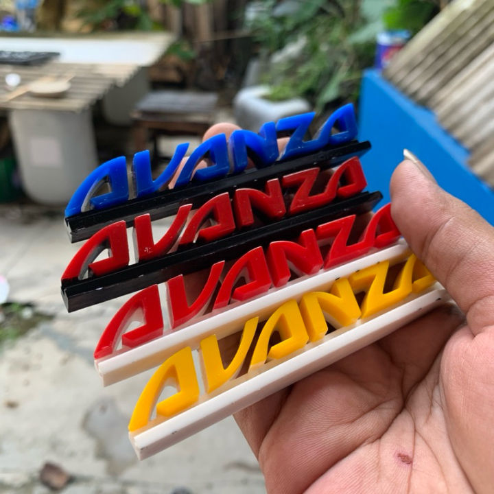 Pajangan%20Dashboard%20Mobil%20Avanza%20Emblem%20Timbul%203D%20Bahan%20Resin%20Fiber%20Glass%20Dengan%20Banyak%20Pilihan%20Warna%20-%20Image%203