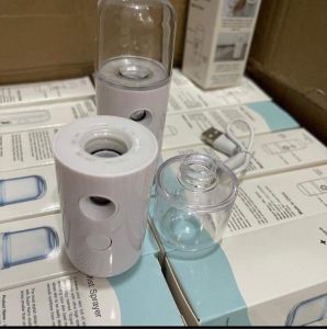 Máy xông mặt xịt khoáng nano mini phun sương dưỡng da sạc điện