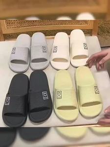 [Free Shipping] Summer Slippers For Men Non-Slip Odor-Resistant Thick-Soled Durable Suitable For Indoor And Outdoor Use Breathable And With Free Shipping For Women