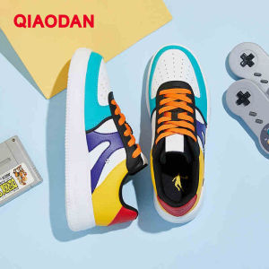 Qiaodan Men Board Shoes Casual Splicing Color Comfortable Leather Slip On Thick Sole XM4590502Y