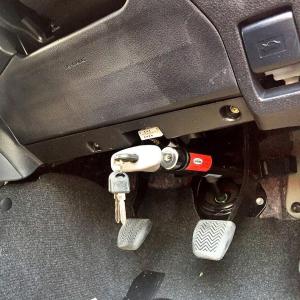 Locktech ล็อคเบรก-คลัช Toyota Revo & Fortuner 2015-25 Hilux Champ 2024 (M) สำหรับเกียร์ธรรมดา(ไม่มีระบบตัดสตาร์ท)