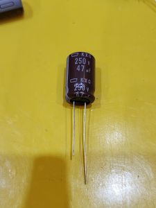 [Japan] Tụ Nhật 22uF - 47uF 250V Black King Kong