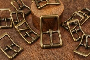 20mm 25mm Antique Brass Buckle - Vintage Style Solid Brass Belt Bag Buckles for Leathercraft DIY Projects Handbag Hardware H11-ABRB