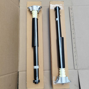 Giảm xóc sau Mazda 3 2004 - 2009. Phuộc sau Mazda 3 2005 2006 2007 2008. Hàng đồng bộ liền tăm bông bát bèo như hình