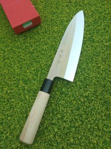 มีดเชฟ ญี่ปุ่น เดบะ ใบมีดยาว 21 เซ็นติเมตร สันหนา 5 มม. ด้ามจับไม้ Japanese Deba Chef Knife 21 cm wooden handle