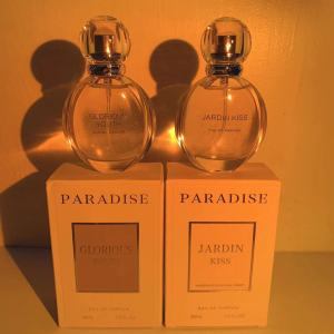 น้ําหอมแท้ผู้หญิง PARADISE KISS EDP ขนาด 30ml กลิ่นหอมหวานละมุน ฟรุ๊ตตี้นิดๆ พกพาสะดวก เพิ่มเสน่ห์ มีให้เลือก 2 กลิ่น