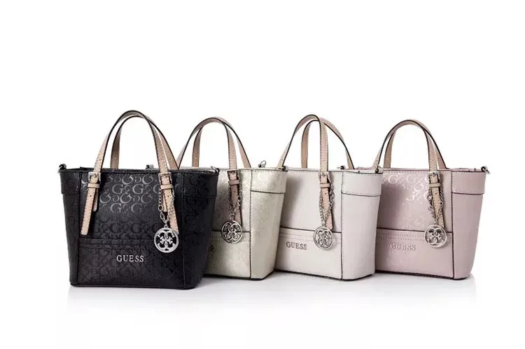 Guess delaney mini clutch holo Tas Kulit Pu Guess Tas Wanita Model