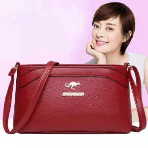 มาใหม่ กระเป๋าทรงน่ารัก มีสองแบบ มีแบบใหญ่และแบบเล็ก เลือกกันได้ ใส่แล้วดูดี งานดีแน่นอนนน