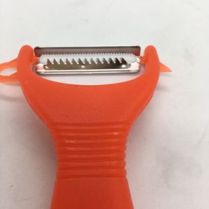 Dụng cụ bào rau củ răng cưa tiện lợi