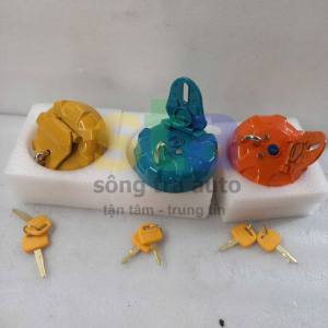 Nắp bình dầu máy đào máy xúc. Nắp bình nhiên liệu máy công trình loại 2 lớp khóa bảo vệ hàng cao cấp.