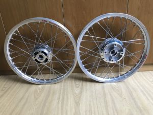 BỘ CĂM ĐÙM NIỀNG MẠ CROM THÁI THẮNG-PHANH ĐĨA YAMAHA EXCITER 135 5 SỐ 2011-13 LÊN ZIN THEO XE VÀ DÒNG XE ĐỘ LÊN 2 THẮNG ĐĨA TRƯỚC SAU