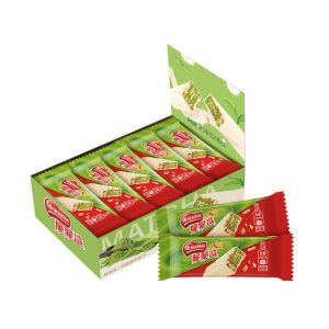 Nestle Crispy Shark Matcha Pure Cocoa Butter Sandwich Wafer Matcha Biscuits Casual Snacks 雀巢脆脆鲨清新抹茶纯可可脂夹心威化抹茶饼干休闲零食