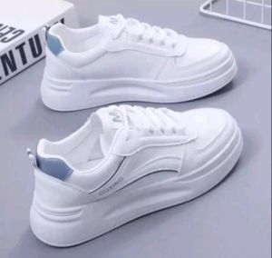 Sepatu sneakers wanita sepatu putih wanita korean sepatu casual wanita sepatu kekinian cewek terbaru