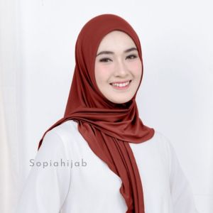 Hijab Segitiga Instan Jersey | Jilbab segi empat instant Jersey