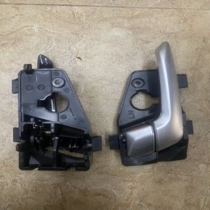 Tay mở cửa trong Kia Morning 2012-2019 bền đẹp giá rẻ Cao Hoàng Shop