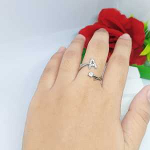 [Bayar di Tempat] TITANIUM Cincin Silver Huruf A-Z Full mata Anti karat Anti luntur