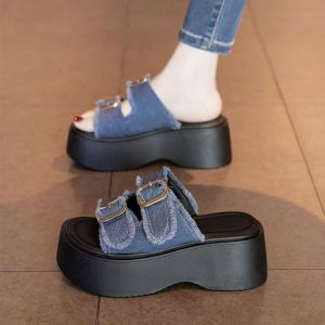 [Free Shipping] Thick-soled height-increasing sandals for women summer outdoor wear 2026 new model suitable for skirts slip-on sandals platform high-heeled beach shoes