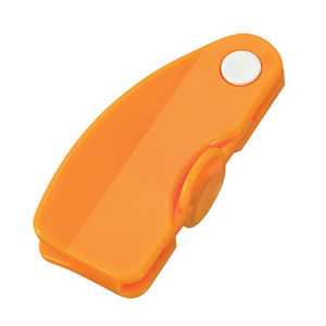 GG มีดปอกผักผลไม้เครื่องปอกมันฝรั่งแอปเปิ้ลกีวีเครื่องตัดส้มสแตนเลสแบบพกพาเครื่องมือปอกในครัว