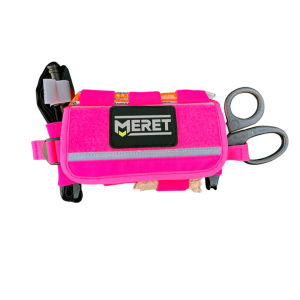 กระเป๋ากู้ภัย ขนาดเล็ก ช่องเก็บอุปกรณ์หลากหลาย สามารถพกพาติดตัวได้ง่าย ใช้สำหรับจัดเก็บอุปกรณ์ปฐมพยาบาลเบื้องต้น รุ่น TFAK™ PRO X Meret USA