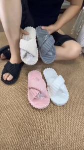 [Free Shipping] Classic cross-strap all-season slippers custom-made for small orders