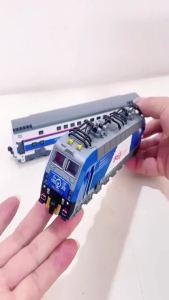 1:87 HEXIE Electric Train Toys Alloy Cars Diecast Models Doors Opened Miniature with Light Sound Model Toys For Children Gift