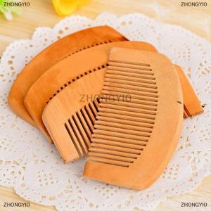 [COD] ZHONGYI0 หวีไม้พีชธรรมชาติ1ชิ้นทำจากไม้ลูกพีชแกะสลักเพื่อสุขภาพหวีป้องกันไฟฟ้าสถิตเครื่องมือดูแลเส้นผมอุปกรณ์เสริมความงาม