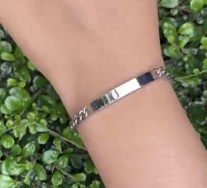 236 สร้อยข้อมือสแตนเลสป้ายสลักขนาดกว้าง 5.5mm (สร้อยข้อมือไม่รับสลักชื่อ) มี5สี สแตนเลสแท้ สีสด ไม่ลอกไม่ดน