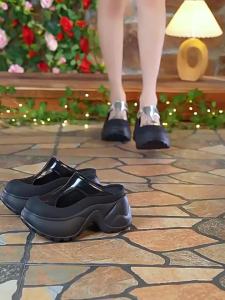 Small-Sized Thick-Soled Closed-Toe Slippers For Women 2025 New Model Slip-On Lazy Outdoor Versatile Sandals