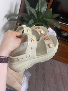 DÉP SANDAL NHỰA ĐI MƯA CROCS MEGA CRUSH CAO 8CM CHO NỮ màu kem