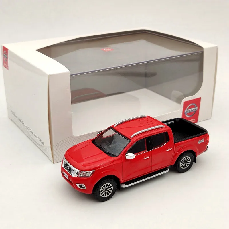 Nissan 2024 navara diecast