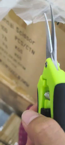 Kéo Kéo làm vườn bằng thép không gỉ nhẹ với đầu thu nhỏ để cắt tỉa chi tiết hoa và cây nhỏ