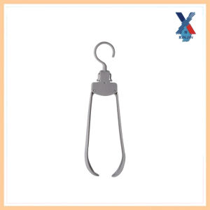 ไม้แขวนเสื้อ ไม้แขวนเสื้อพับได้ ไม้แขวนเสื้อพกพา ที่แขวนเสื้อ ไม้แขวนเสื้ออเนกประสงค์ พับเก็บได้ แข็งแรง (ราคาต่อ 1 ชิ้น) XLN885