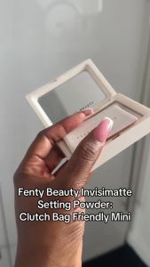 Fenty Beauty Invisimatte Instant Setting + Blotting Powder 8.5g