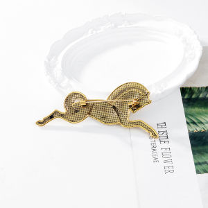 Minwen Fashionable Vintage Horse Brooch Man Women Alloy Running Horse Brooch Animal Suit Corsage Accessories