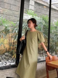 Đầm xoắn form xuông mặc được hai mặt