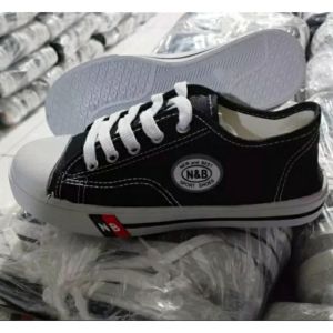 sepatu sekolah NB hitam putih tali pendek /sepatu seragam sekolah anak SDSMPSMA/sepatu sneaker