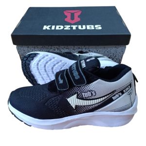 Sepatu Sekolah Anak Laki Laki Sepatu Warna Hitam Murah Tali Perekat Rekat Kecil Tanggung Umur 6-10 Tahun PAUD TK SD SMP SMA Kelas 1 2 3 4 5 6 7 8 9 0-KIDZTUBS1955040724