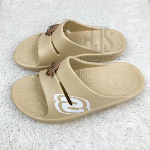 Sandal Slop Wanita Empuk Sandal Wanita Kesehatan Slip On Anti Selip Sandal Slip On Terbaru