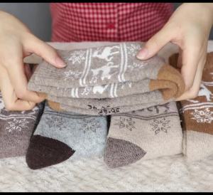 5Pairs Winter Thicken Wool Socks Warm Snow Women Socks Against Cold Middle Tube Outdoor Sports Socks Christmas Elk Socks Gift2026