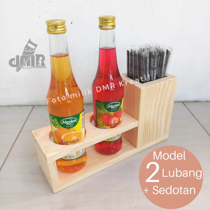 Rak%20Tempat%20Botol%20Sirup%20Kayu%20Kecap%20Minyak%20Saos%20Bumbu%20Plus%20Sendok%20Sedotan%20Es%20Teh%20Juice%20Lubang%207%20Cm%20-%20Image%205