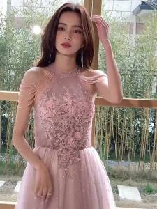 Jualan Panas@Elegant Pink Celebrity Dress Sequins Beading Halter With Tassel Sleeve A Line Exquisite Floor Length Prom Evening Gowns 2026 New