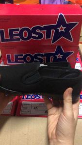 รองเท้าผ้าใบแบบสวม Leo 109 รองเท้ากังฟู ทรงBuddy