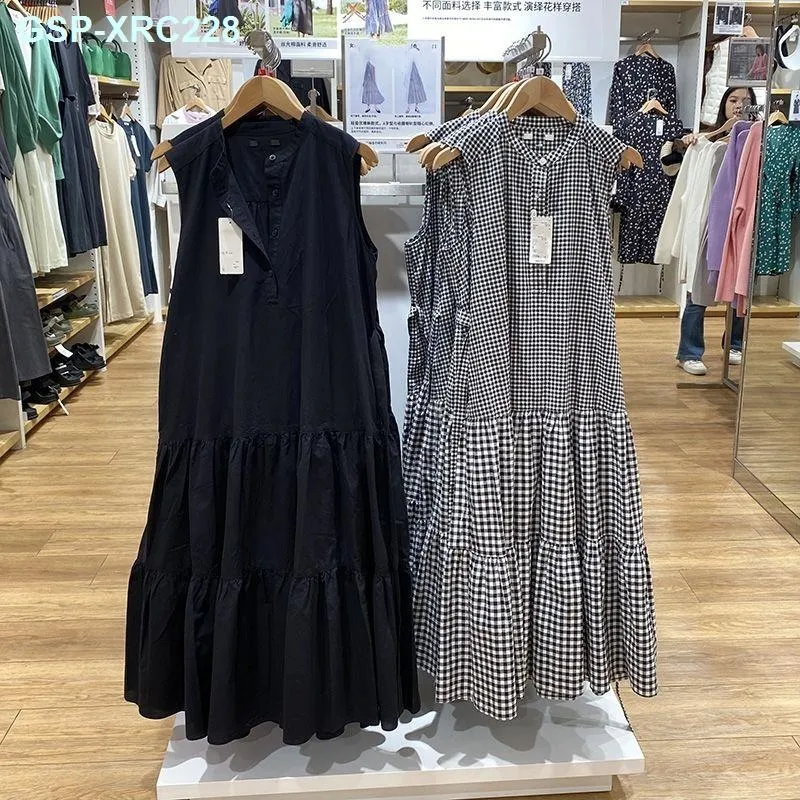 Uniqlo plaid outlet dress