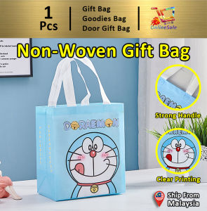 Doraemon Non Woven Fabric Bag Snacks Small Tote Bag Cartoon Doraemon Gift Bag Packaging Beg Kindergarten Children Kid School Birthday Goodies Bag(138)