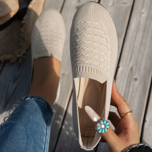 Free Shipping New Plus-Size Knitted Breathable Low-Top Shoes For Women Featuring A Round Toe Flat Sole Lightweight Design And A Comfortable Slip-On Style